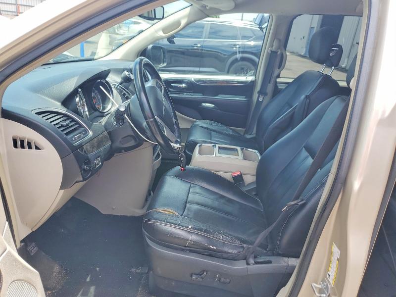 2015 Chrysler Town & Country მანქანა იყიდება აუქციონზე, vin: 2C4RC1BG7FR551801, აუქციონის ნომერი: 56795126