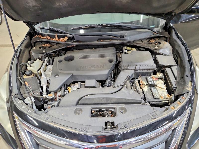 2015 Nissan Altima მანქანა იყიდება აუქციონზე, vin: 1N4AL3AP9FC593833, აუქციონის ნომერი: 57992976