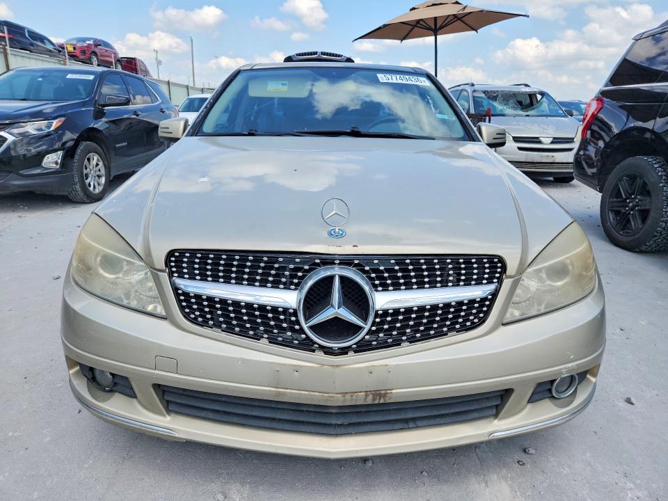 2011 Mercedes-benz C მანქანა იყიდება აუქციონზე, vin: WDDGF8BB3BR138730, აუქციონის ნომერი: 57749436
