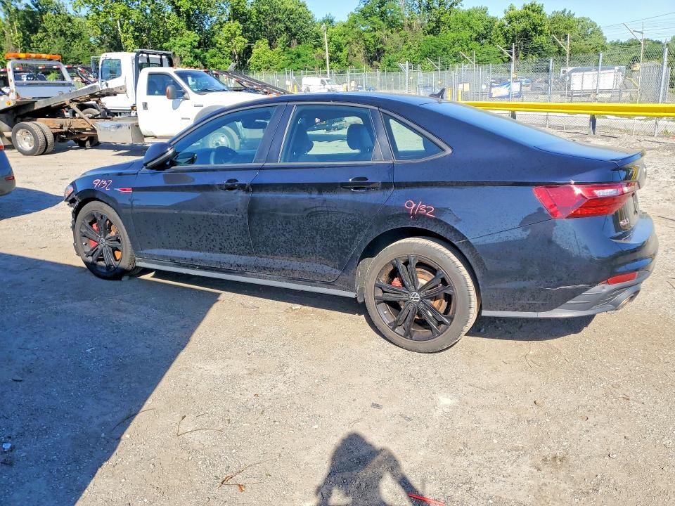 55637256 :رقم المزاد ، 3VW2T7BU3NM006711 vin ، 2022 Volkswagen Jetta مزاد بيع