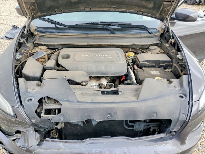 58575046 :رقم المزاد ، 1C4PJMCBXFW739138 vin ، 2015 Jeep Cherokee مزاد بيع