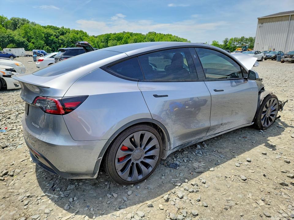 2024 Tesla Model Y მანქანა იყიდება აუქციონზე, vin: 7SAYGDEF0RA289348, აუქციონის ნომერი: 56762526