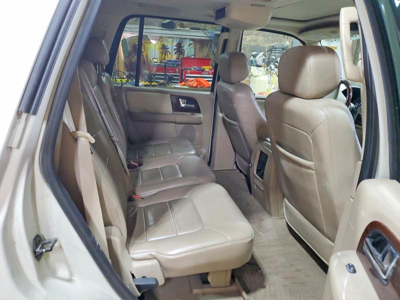 55988686 :رقم المزاد ، 1FMFU205X6LA88354 vin ، 2006 Ford Expedition مزاد بيع