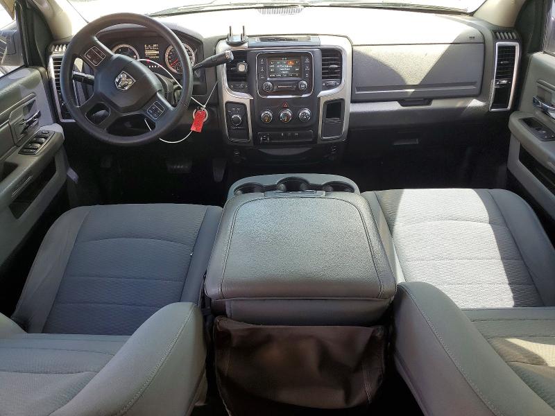 73340985 :رقم المزاد ، 3C6UR5DLXJG398282 vin ، 2018 Ram 2500 مزاد بيع