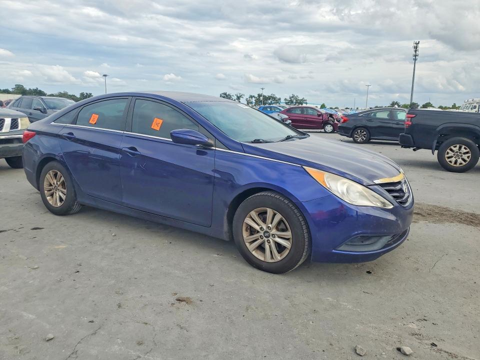 56560856 :رقم المزاد ، 5NPEB4AC3BH230511 vin ، 2011 Hyundai Sonata مزاد بيع
