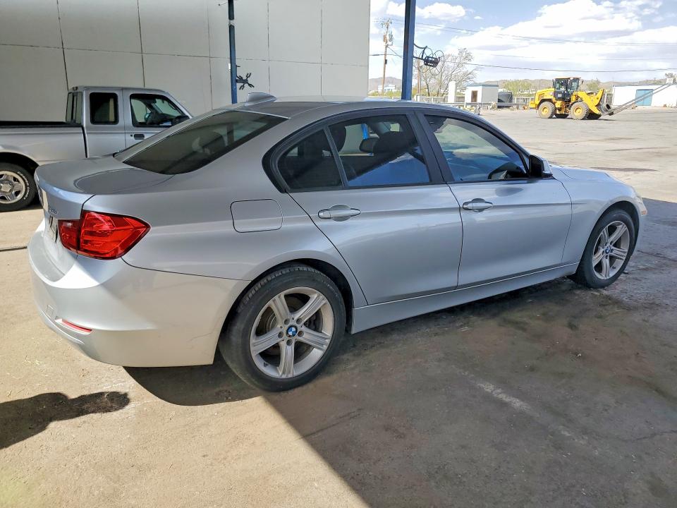 2012 Bmw 328 მანქანა იყიდება აუქციონზე, vin: WBA3C1C51CF430488, აუქციონის ნომერი: 56634936
