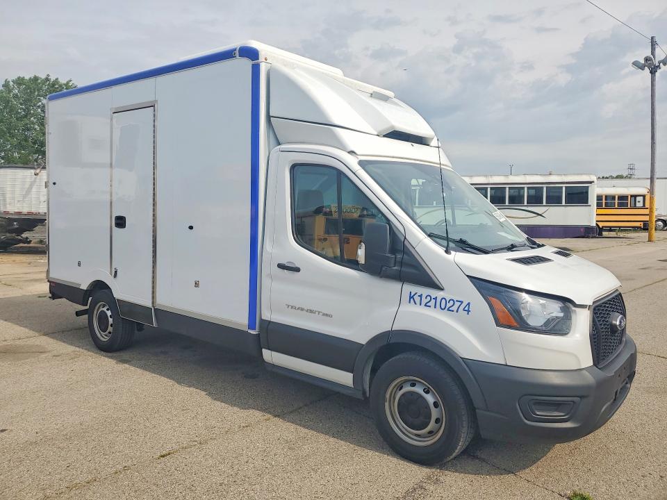 2022 Ford Transit მანქანა იყიდება აუქციონზე, vin: 1FDBW5Z8XNKA01581, აუქციონის ნომერი: 55894966