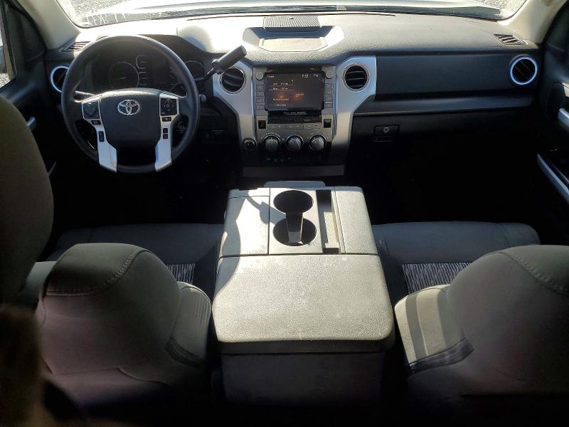 55536526 :رقم المزاد ، 5TFUY5F1XLX872401 vin ، 2020 Toyota Tundra مزاد بيع
