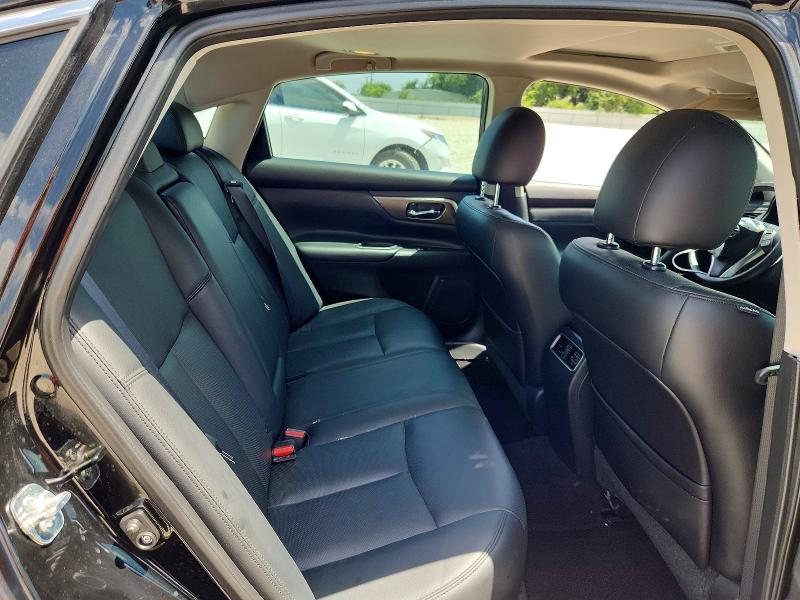 57610806 :رقم المزاد ، 1N4AL3AP6FN358245 vin ، 2015 Nissan Altima مزاد بيع