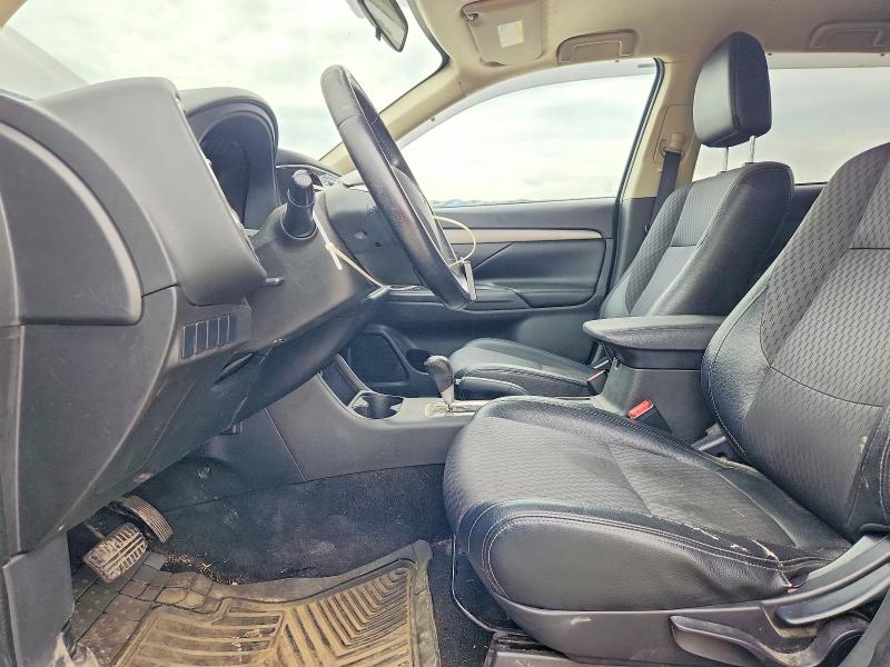 2015 Mitsubishi Outlander მანქანა იყიდება აუქციონზე, vin: JA4AZ3A32FZ005400, აუქციონის ნომერი: 58043396