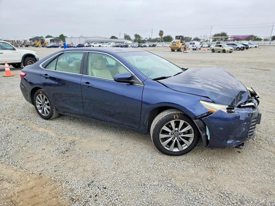 Aukcja sprzedaży 2015 Toyota Camry, vin: 4T4BF1FK3FR458169, numer aukcji: 55843556