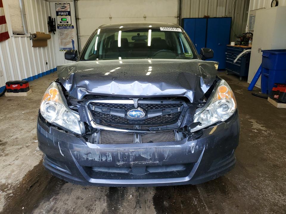 56825016 :رقم المزاد ، 4S3BMBK61B3261598 vin ، 2011 Subaru Legacy مزاد بيع