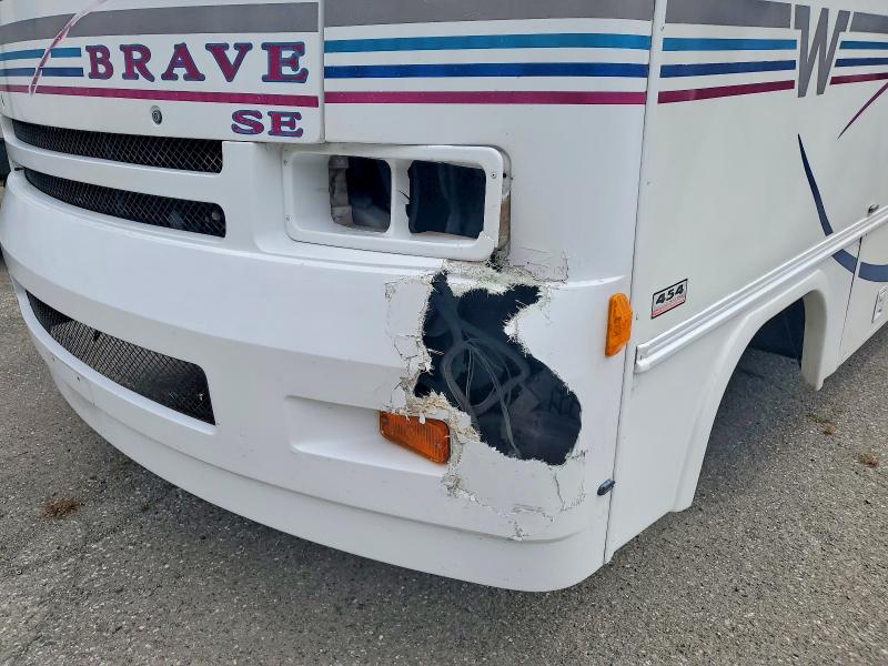 2000 Winnibago Recreational Vehicle (rv) მანქანა იყიდება აუქციონზე, vin: 5B4JP37J3Y3315133, აუქციონის ნომერი: 56319736