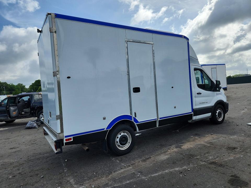55569206 :رقم المزاد ، 1FDBW5Z83MKA84298 vin ، 2021 Ford Transit مزاد بيع