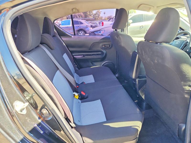 59180726 :رقم المزاد ، JTDKDTB34J1611182 vin ، 2018 Toyota Prius C مزاد بيع