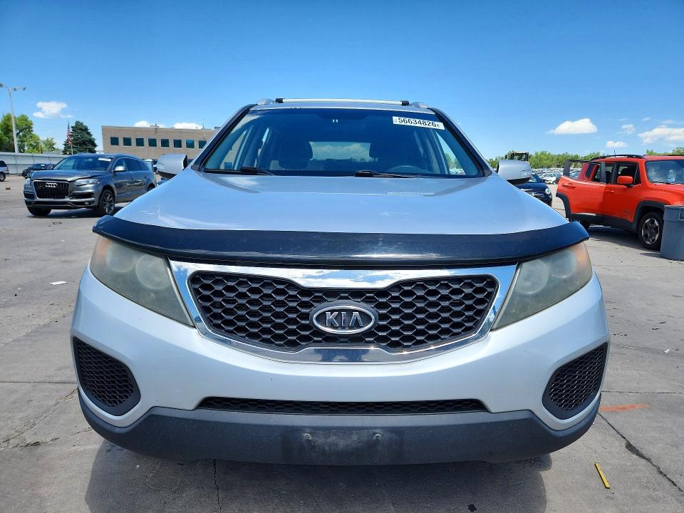 2011 Kia Sorento მანქანა იყიდება აუქციონზე, vin: 5XYKTDA22BG078025, აუქციონის ნომერი: 56634826