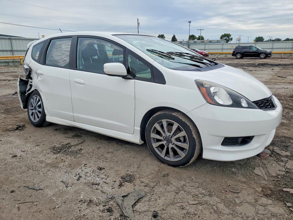 58431026 :رقم المزاد ، JHMGE8H50DC043996 vin ، 2013 Honda Fit مزاد بيع