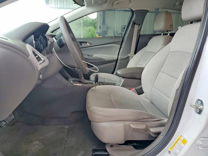 56401546 :رقم المزاد ، 1G1BE5SM0J7240125 vin ، 2018 Chevrolet Cruze مزاد بيع