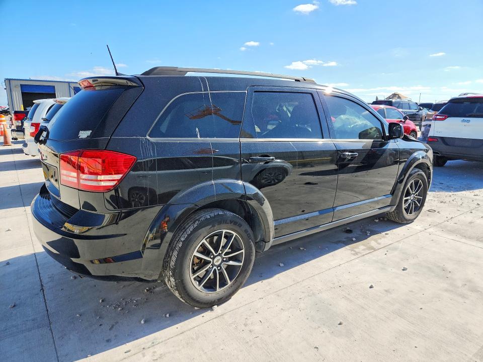 57437866 :رقم المزاد ، 3C4PDCAB0JT533930 vin ، 2018 Dodge Journey مزاد بيع