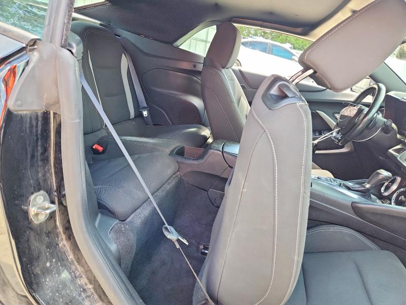 2018 Chevrolet Camaro მანქანა იყიდება აუქციონზე, vin: 1G1FB3DS6J0126102, აუქციონის ნომერი: 57763126