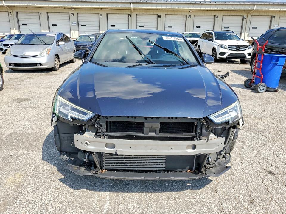 Продажа на аукционе авто 2017 Audi A4, vin: WAUENAF47HN071568, номер лота: 59157956