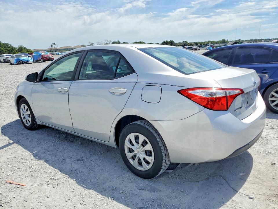 56641106 :رقم المزاد ، 2T1BURHEXFC390167 vin ، 2015 Toyota Corolla مزاد بيع