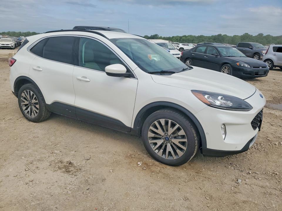 55771036 :رقم المزاد ، 1FMCU9J93MUA70668 vin ، 2021 Ford Escape مزاد بيع