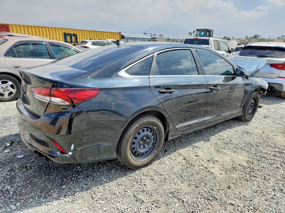 58044096 :رقم المزاد ، 5NPE24AF0KH755679 vin ، 2019 Hyundai Sonata مزاد بيع