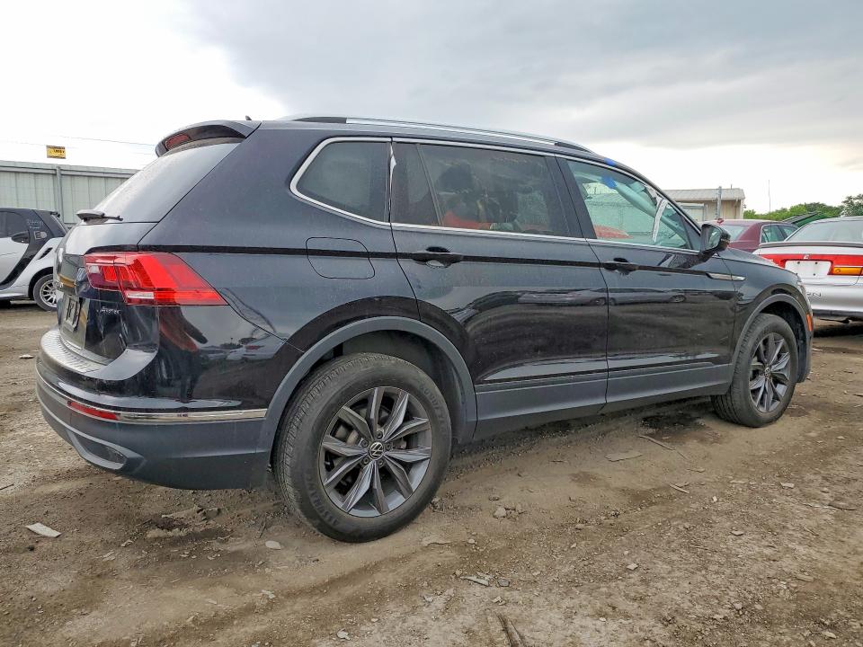 55860616 :رقم المزاد ، 3VV2B7AX8NM129259 vin ، 2022 Volkswagen Tiguan مزاد بيع
