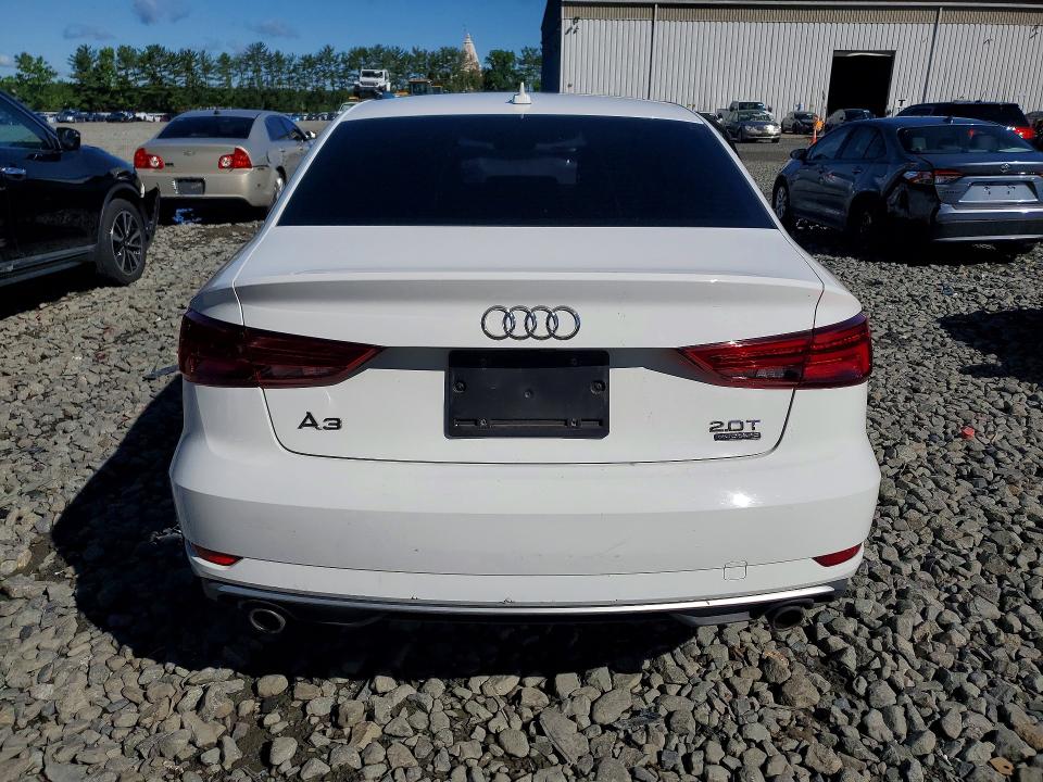 Продажа на аукционе авто 2018 Audi A3, vin: WAUB8GFF3J1047523, номер лота: 57212746