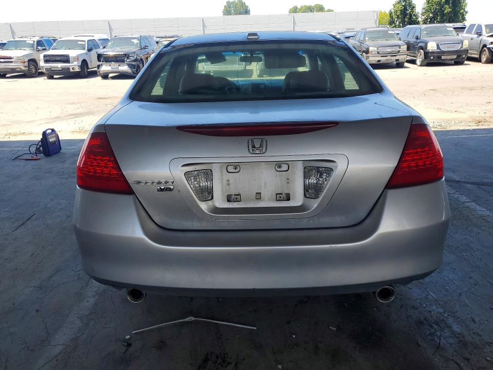 58155016 :رقم المزاد ، 1HGCM66516A041331 vin ، 2006 Honda Accord مزاد بيع