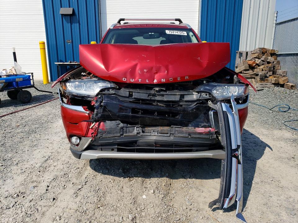 56048946 :رقم المزاد ، JA4JZ3AX2HZ600253 vin ، 2017 Mitsubishi Outlander مزاد بيع