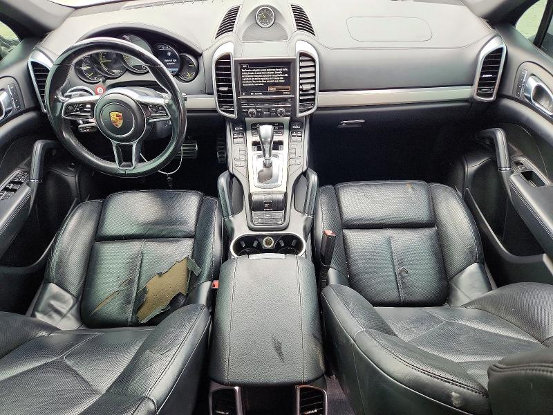 55739036 :رقم المزاد ، WP1AE2A24FLA50214 vin ، 2015 Porsche Cayenne مزاد بيع
