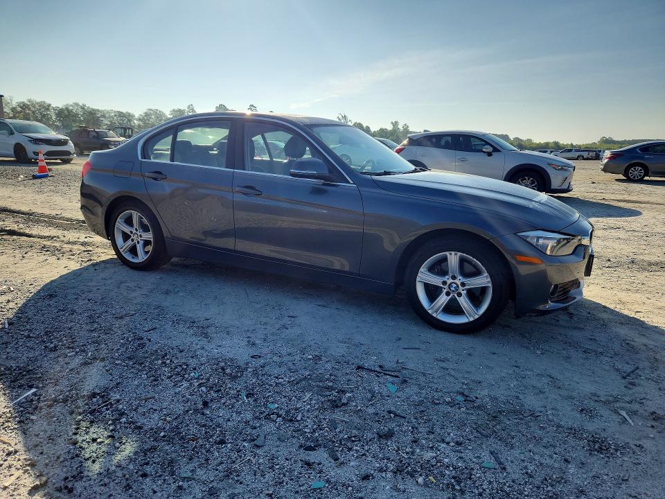 2015 Bmw 328 მანქანა იყიდება აუქციონზე, vin: WBA3B3C54FF545587, აუქციონის ნომერი: 58286456
