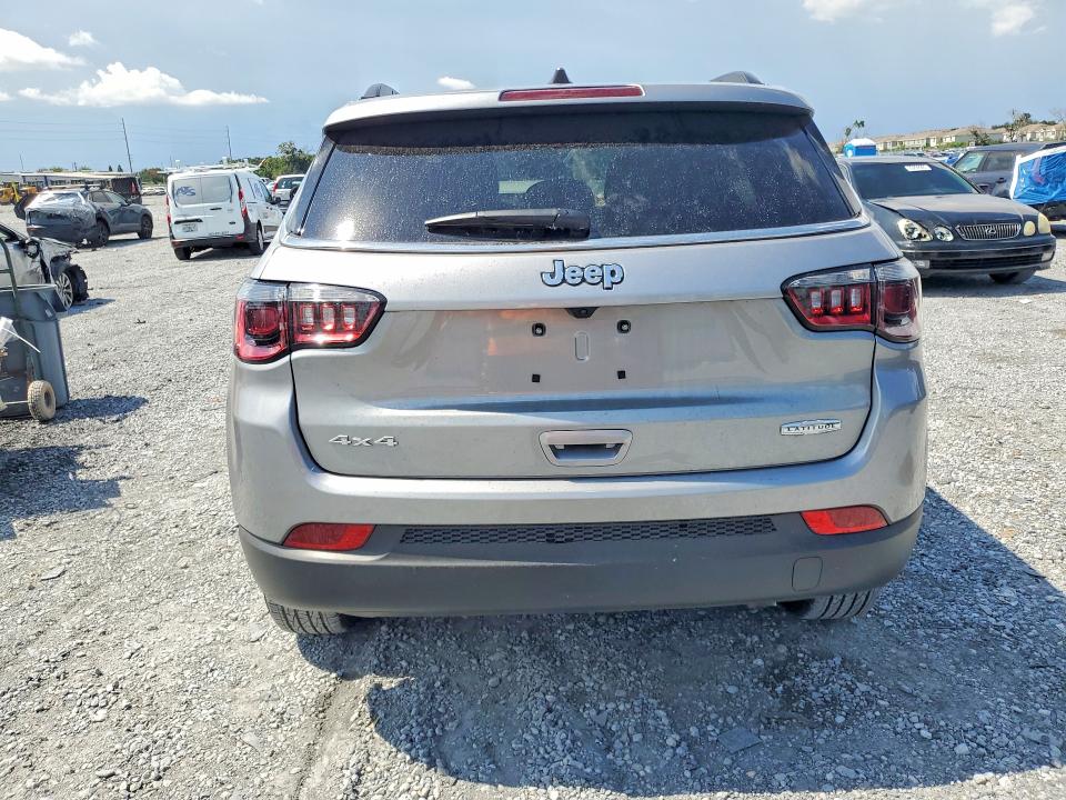 Продажа на аукционе авто 2024 Jeep Compass, vin: 3C4NJDBN8RT581802, номер лота: 85981425