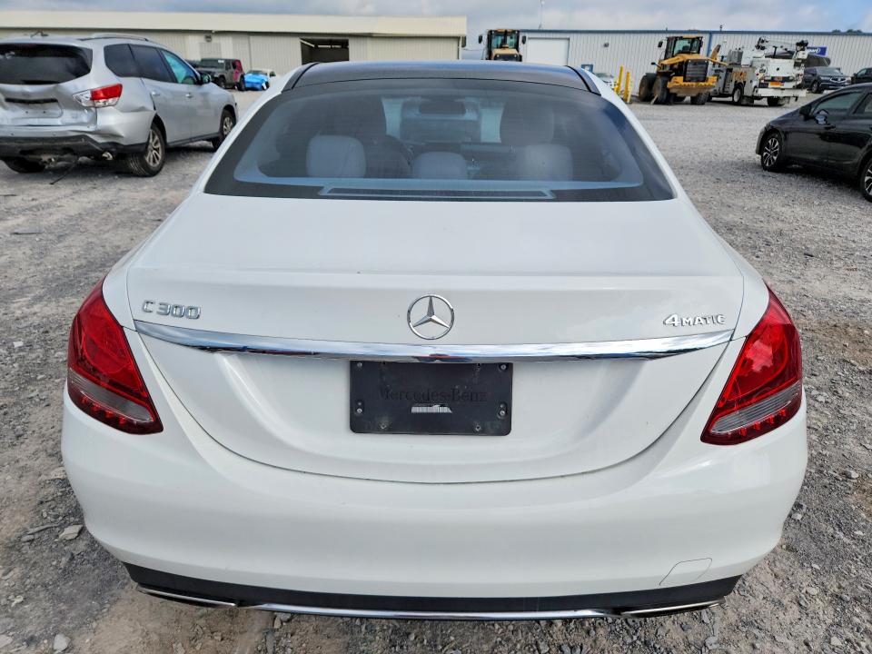 57576916 :رقم المزاد ، 55SWF4KB8HU219542 vin ، 2017 Mercedes-benz C مزاد بيع