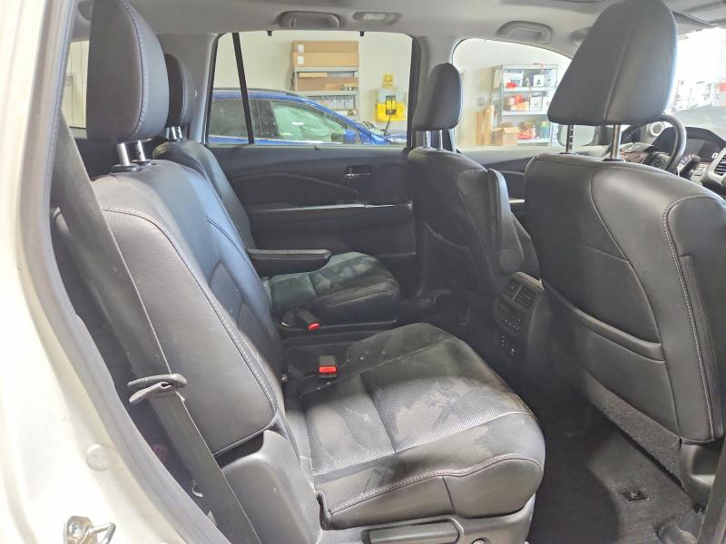 Продаж на аукціоні авто 2017 Honda Pilot, vin: 5FNYF6H03HB098043, номер лоту: 58645936