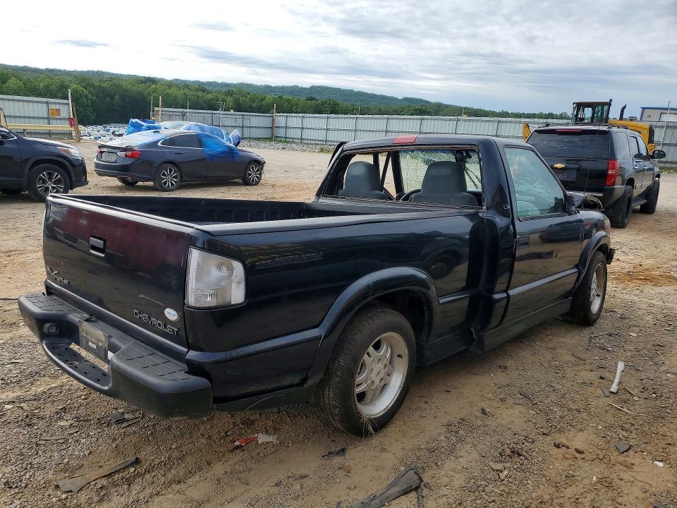 57197326 :رقم المزاد ، 1GCCS1459Y8286799 vin ، 2000 Chevrolet S Truck مزاد بيع
