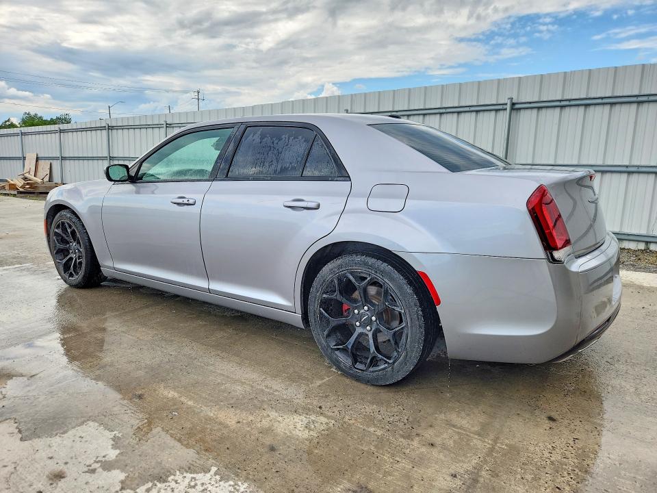 Auction sale of the 2016 Chrysler 300, vin: 2C3CCABGXGH324863, lot number: 56447806