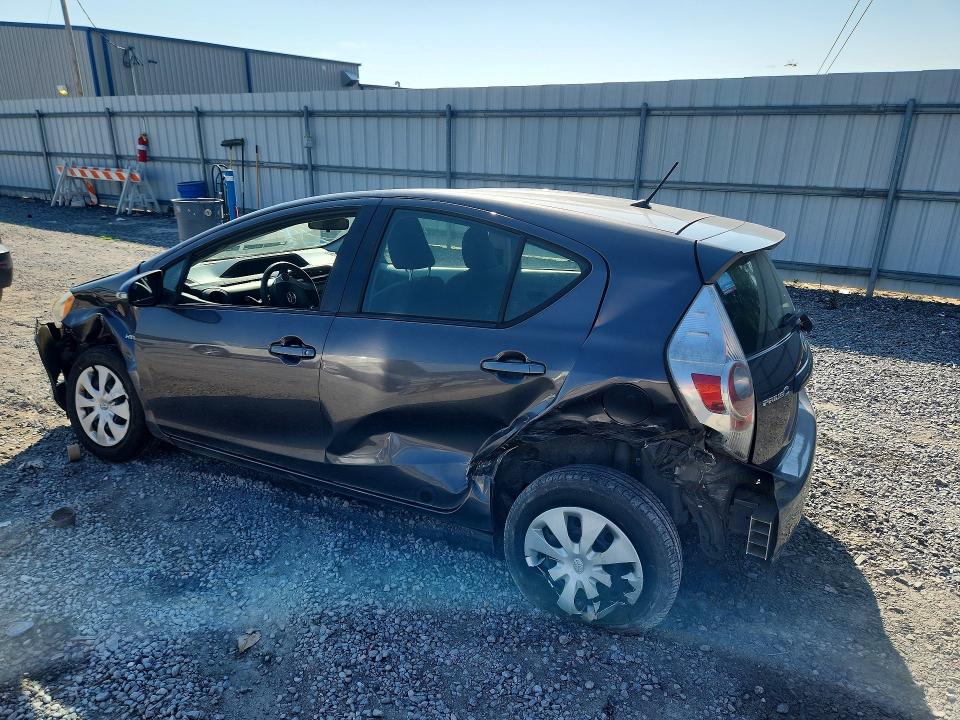 Продажа на аукционе авто 2012 Toyota Prius C, vin: JTDKDTB37C1008830, номер лота: 57343536