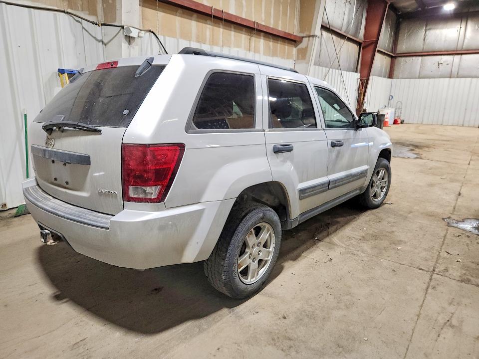 2005 Jeep Grand Cherokee მანქანა იყიდება აუქციონზე, vin: 1J4HR48N15C575885, აუქციონის ნომერი: 56539606