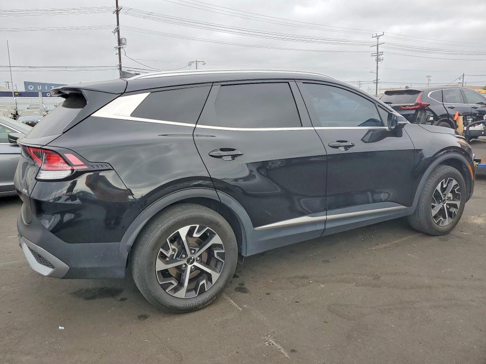 2023 Kia Sportage მანქანა იყიდება აუქციონზე, vin: KNDPVCAG8P7017725, აუქციონის ნომერი: 56661086