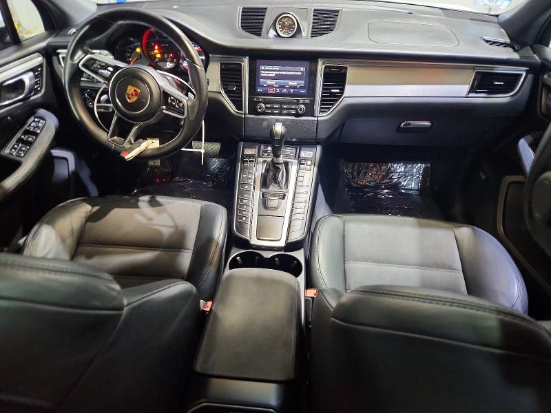 58328166 :رقم المزاد ، WP1AG2A58HLB53658 vin ، 2017 Porsche Macan مزاد بيع