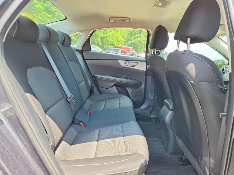2024 Kia Forte მანქანა იყიდება აუქციონზე, vin: 3KPF24AD5RE832581, აუქციონის ნომერი: 57244406