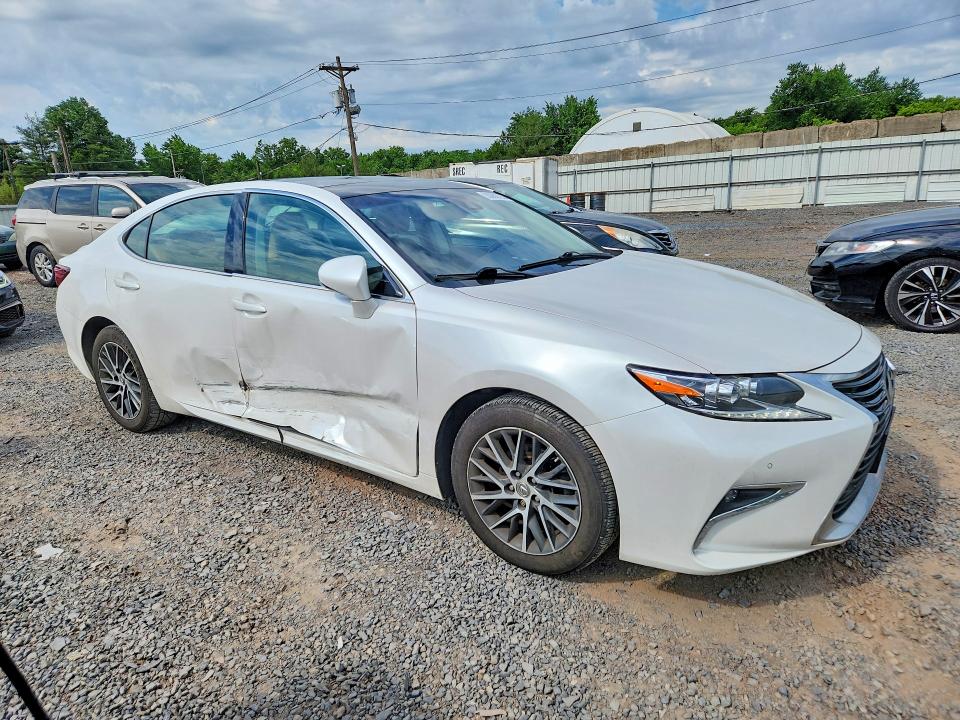 55060726 :رقم المزاد ، 58ABK1GG0JU110170 vin ، 2018 Lexus Es 350 مزاد بيع