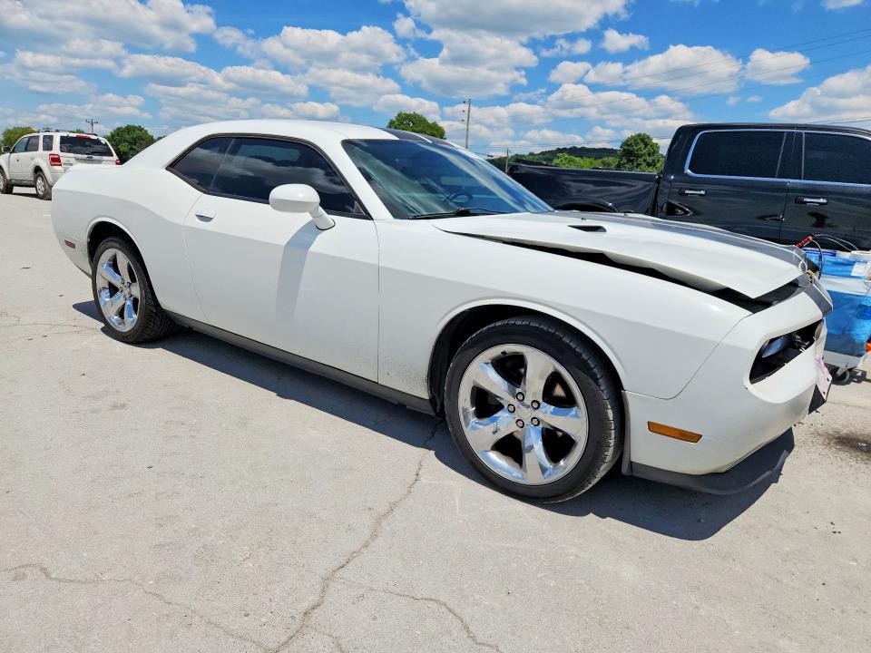 56151936 :رقم المزاد ، 2B3CJ4DG7BH596734 vin ، 2011 Dodge Challenger مزاد بيع