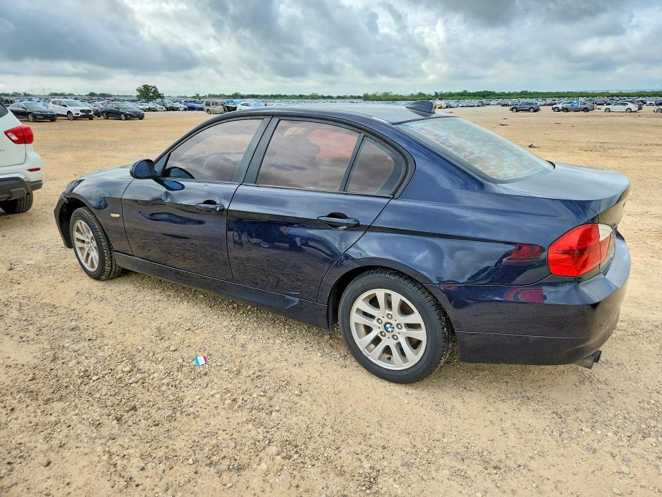54540086 :رقم المزاد ، WBAVB175X6NK40561 vin ، 2006 Bmw 325 مزاد بيع