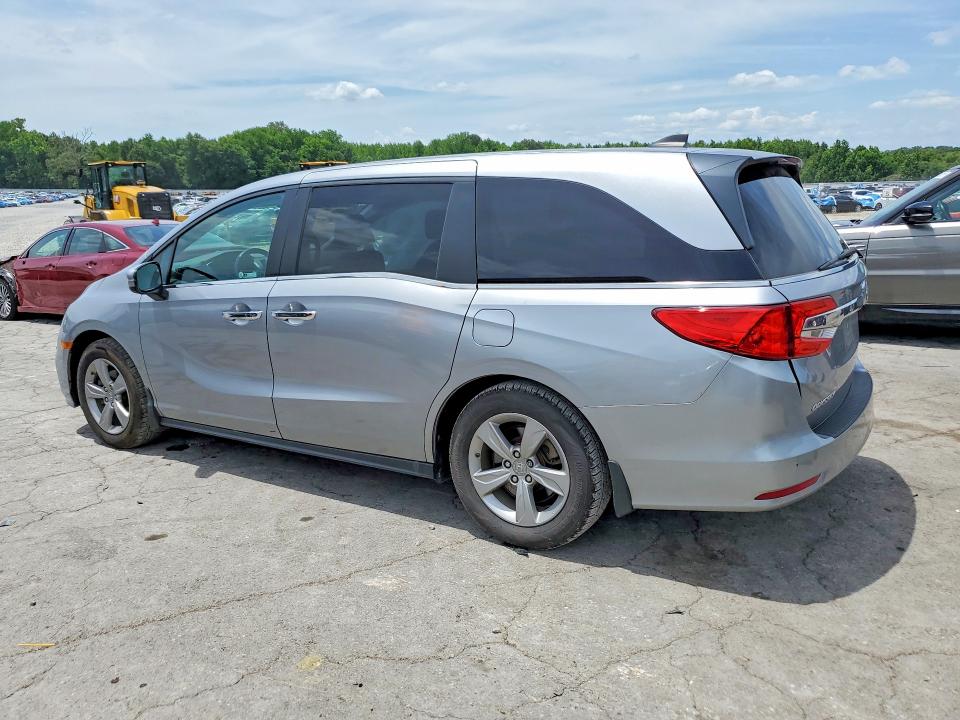 55825856 :رقم المزاد ، 5FNRL6H73KB120091 vin ، 2019 Honda Odyssey مزاد بيع