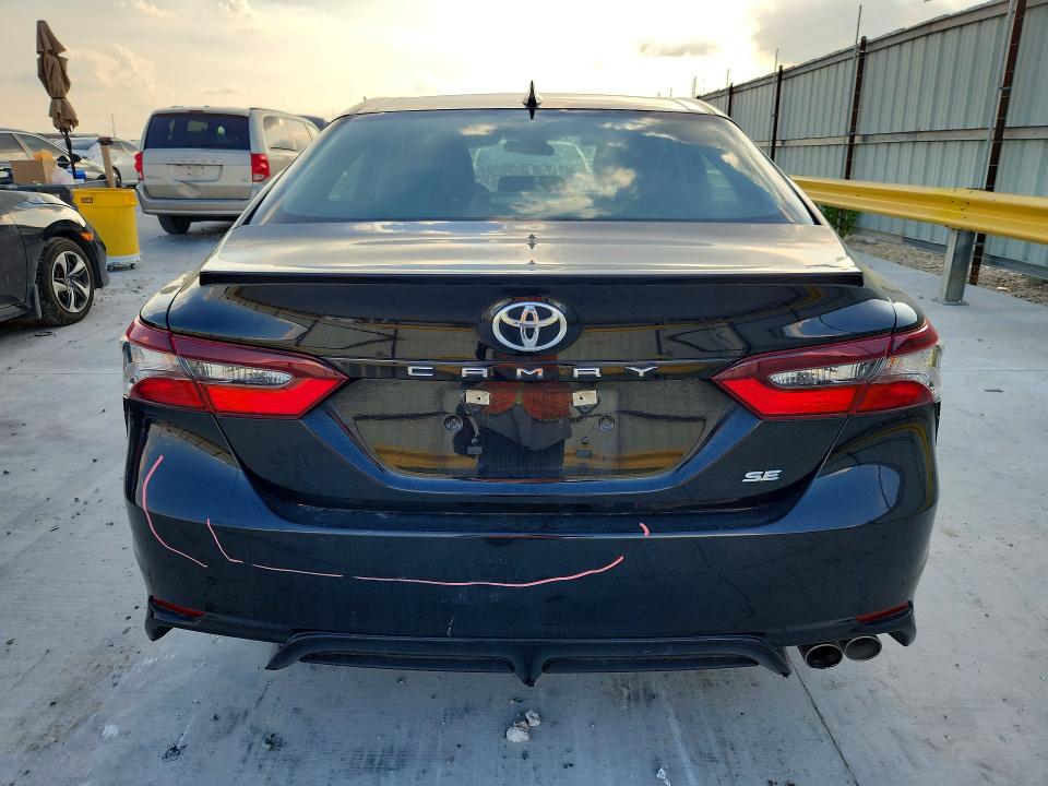 Продажа на аукционе авто 2023 Toyota Camry, vin: 4T1G11AK8PU769880, номер лота: 57670686