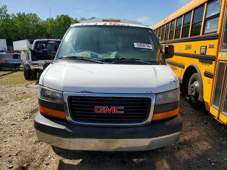55850756 :رقم المزاد ، 1GDHG31U271253922 vin ، 2007 Gmc Savana مزاد بيع